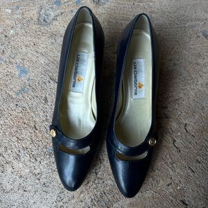 Liz Claiborne Navy Heels with Gold Accent